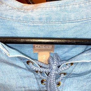 Chico’s size 2 {runs small} 100% cotton with long sleeves & nice button detail